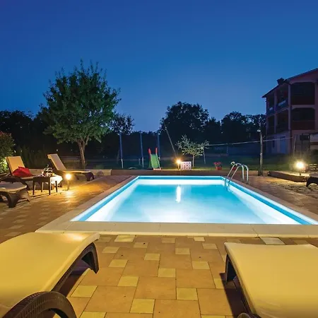 Awesome In With House A Panoramic View Nyaraló