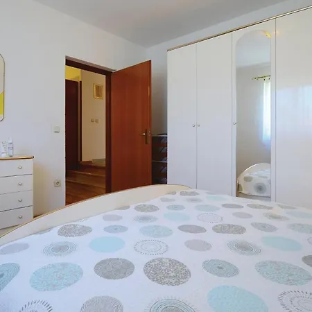 Awesome In With House A Panoramic View Vinež