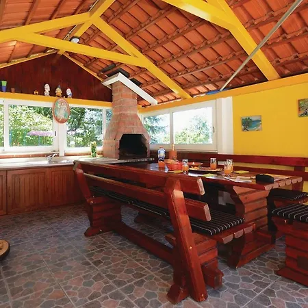Awesome In With House A Panoramic View *