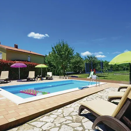 Holiday home Awesome In With House A Panoramic View
